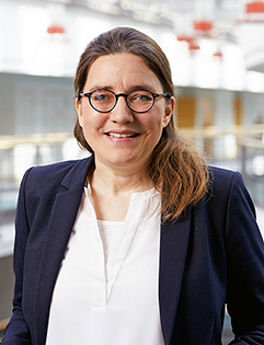 Portrait of Prof. Dr. Regina Ensenauer