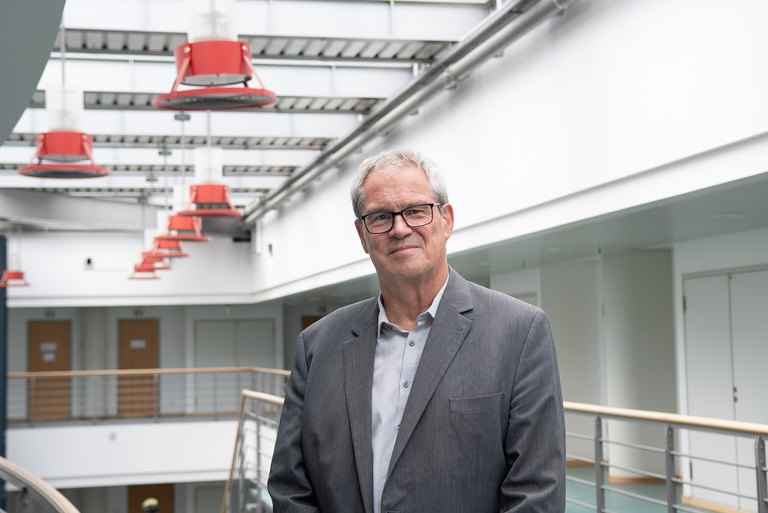 Portraitfoto von Dr. Bertrand Matthäus